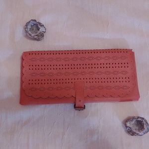 American Eagle Peach Wide Clutch